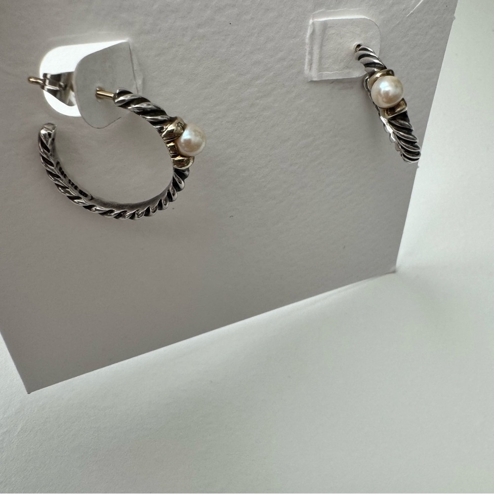 David Yurman Cable Hoop Pearl earrings